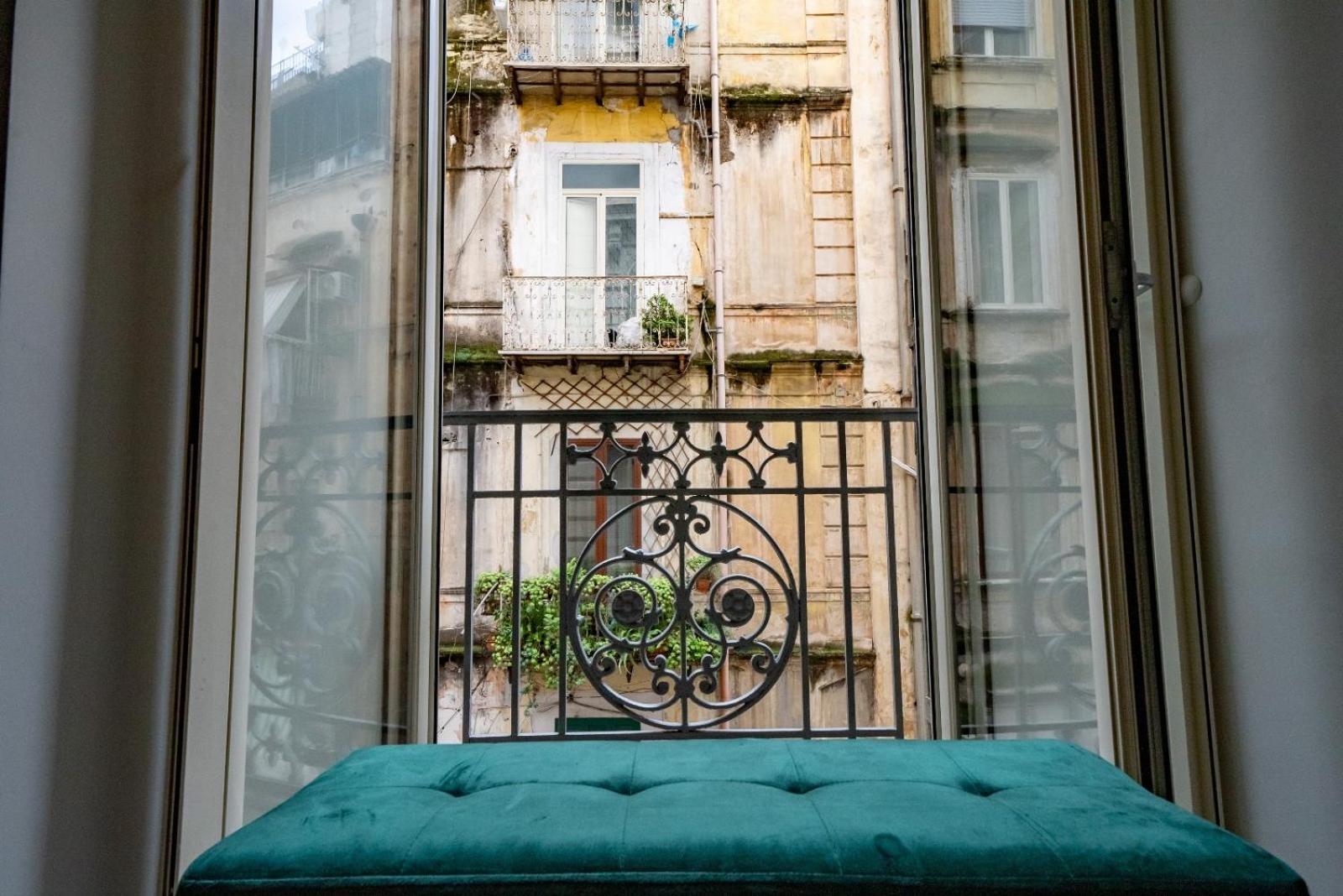 Bovio Boutique Studio Apartment Naples Exterior photo